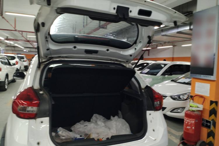 Used Chery Tiggo 3X 2017 1.5L Automatic Fashion Edition Trunk