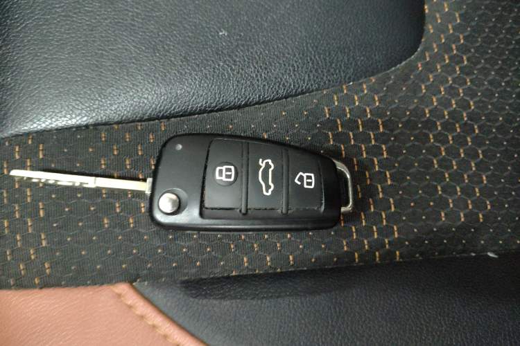 Used Chery Tiggo 3X 2017 1.5L Automatic Fashion Edition Vehicle Key