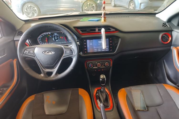 Used Chery Tiggo 3X 2017 1.5L Automatic Fashion Edition Center Console