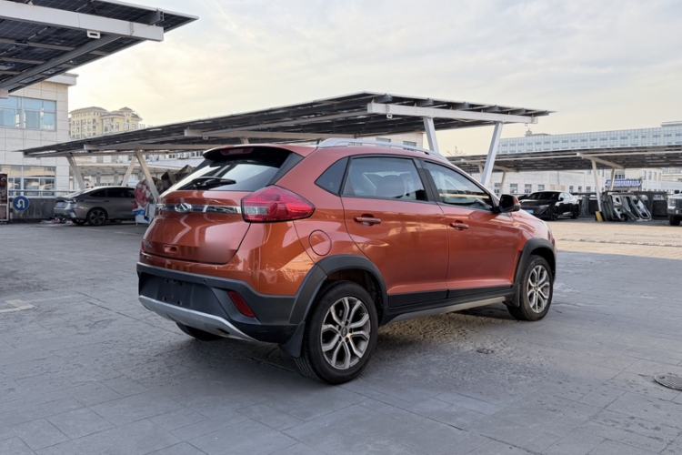 Used Chery Tiggo 3X 2017 1.5L Automatic Fashion Edition Exterior 2