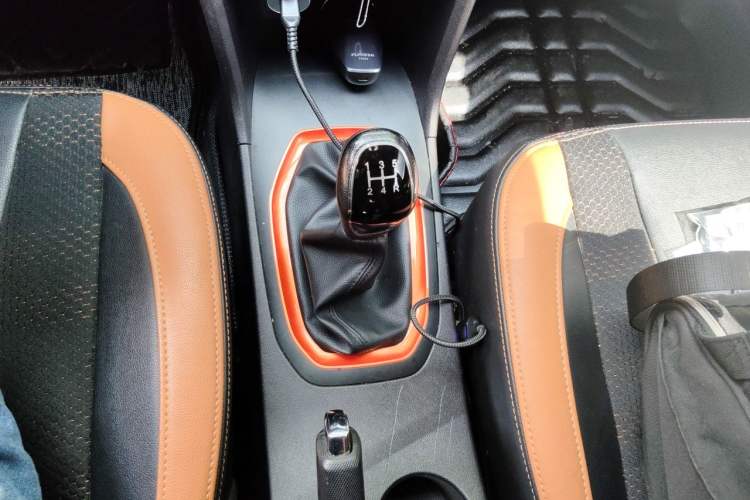 Used Chery Tiggo 3X 2017 1.5L Manual Fashion Edition Gear Lever