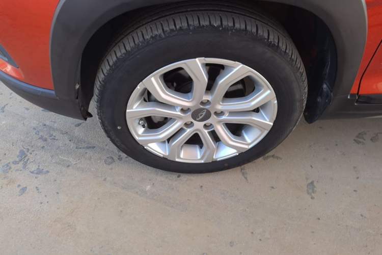 Used Chery Tiggo 3X 2017 1.5L Automatic Urban Leading Edition Left Front Wheel Hub