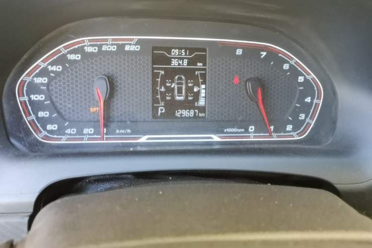 Used Chery Tiggo 3X 2017 1.5L Automatic Comfort Edition Odometer Close Up