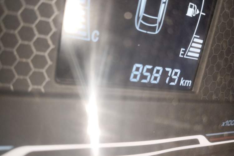 Used Chery Tiggo 3X 2017 1.5L Manual Fashion Edition Odometer Close Up