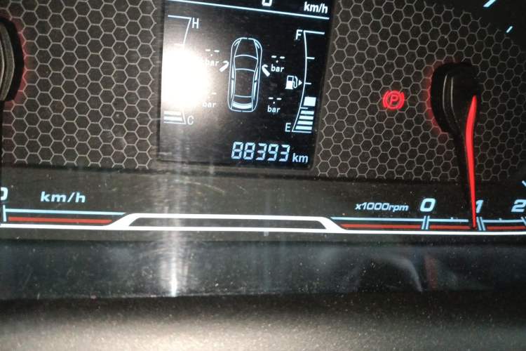 Used Chery Tiggo 3X 2017 1.5L Manual Urban Edition Odometer Close Up