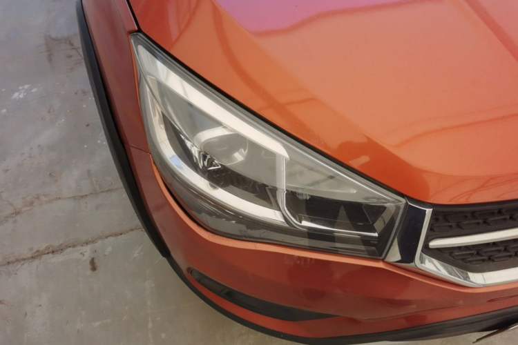 Used Chery Tiggo 3X 2017 1.5L Automatic Comfort Edition Right Front Headlight
