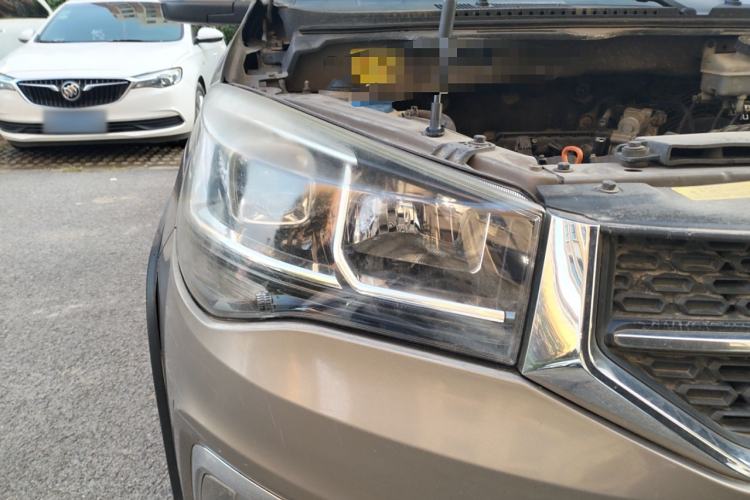 Used Chery Tiggo 3X 2017 1.5L Manual Fashion Edition Right Front Headlight