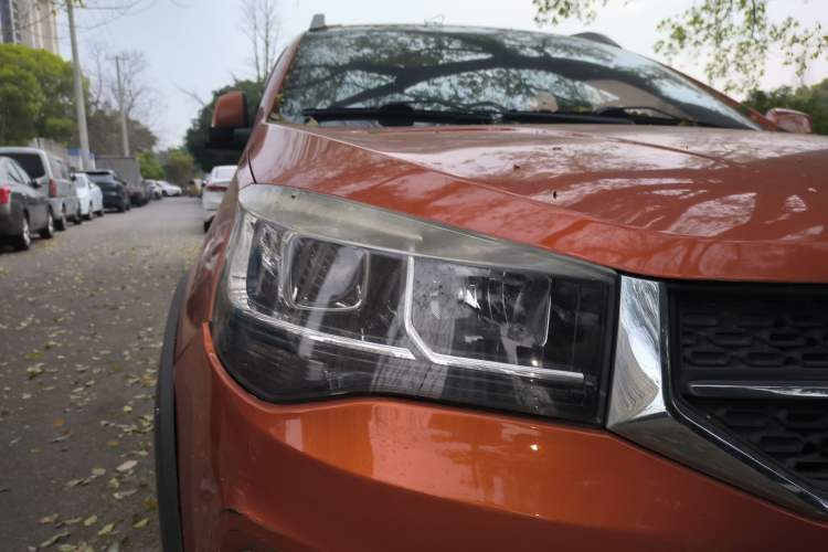 Used Chery Tiggo 3X 2017 1.5L Automatic Fashion Edition Right Front Headlight
