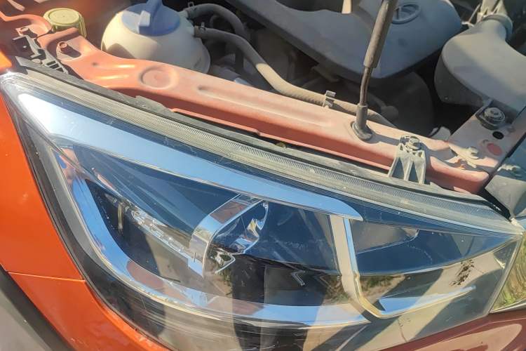 Used Chery Tiggo 3X 2017 1.5L Manual Luxury Edition Right Front Headlight