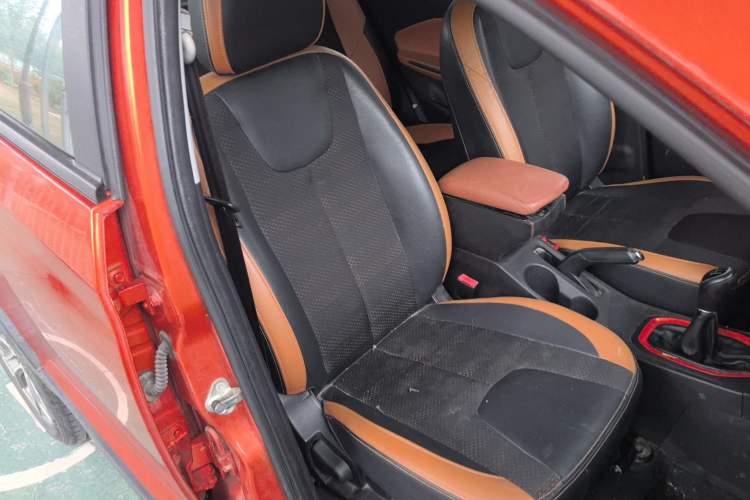 Used Chery Tiggo 3X 2017 1.5L Manual Luxury Edition Right Front Seat