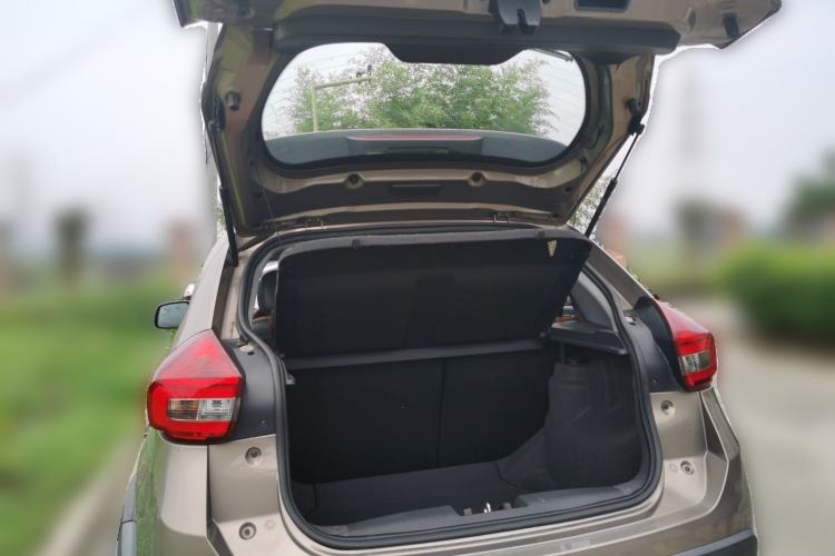 Used Chery Tiggo 3X 2017 1.5L Automatic Fashion Edition Trunk