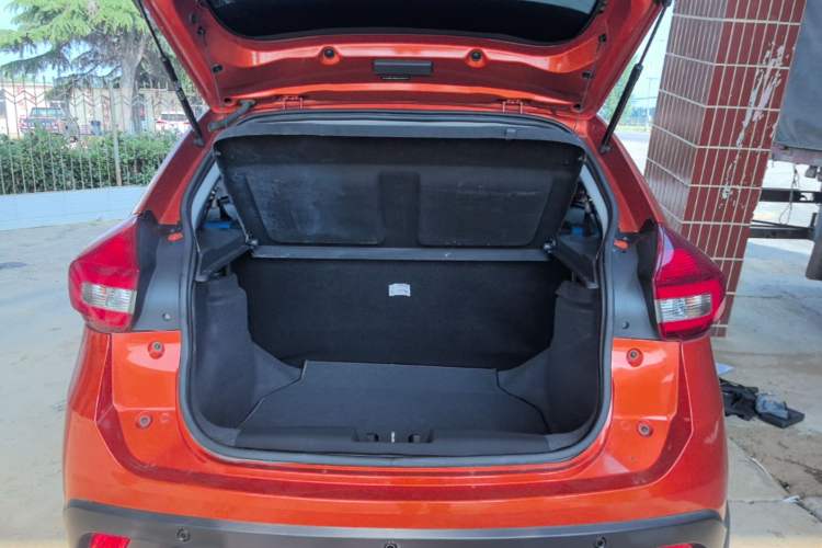 Used Chery Tiggo 3X 2017 1.5L Automatic Urban Leading Edition Trunk