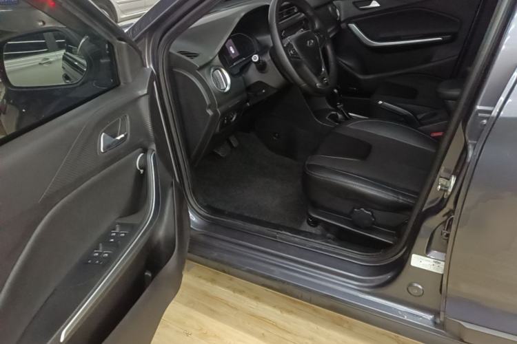 Used Chery Tiggo 3X 2018 1.5L Automatic Elite Edition Driver Seat
