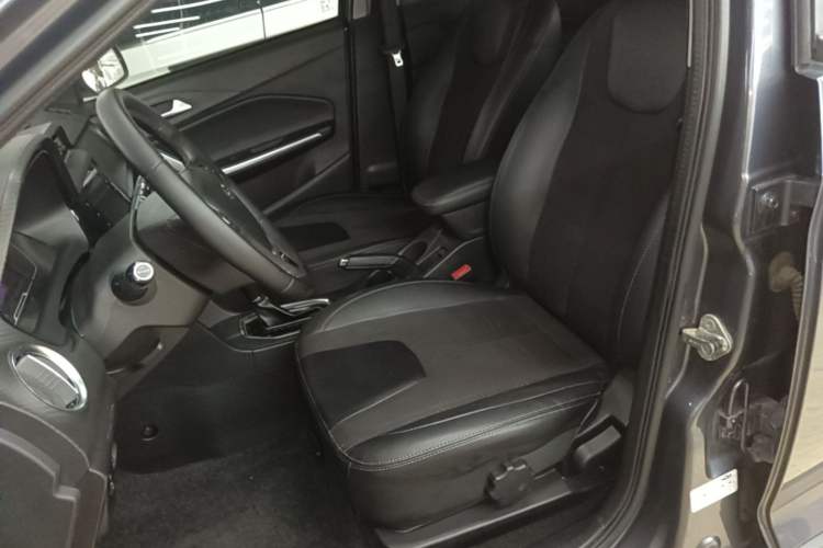 Used Chery Tiggo 3X 2018 1.5L Automatic Elite Edition Left Front Seat