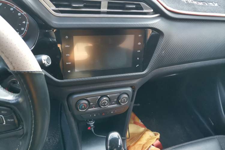 Used Chery Tiggo 3X 2018 1.5L Automatic Elite Edition Audio And AC Panel