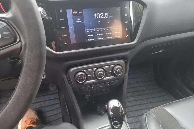 Used Chery Tiggo 3X 2018 1.5L Automatic Elite Edition Audio And AC Panel