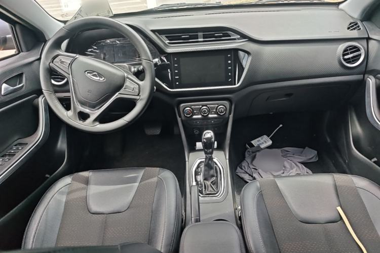 Used Chery Tiggo 3X 2018 1.5L Automatic Elite Edition Center Console
