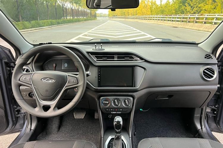 Used Chery Tiggo 3X 2018 1.5L Automatic Comfort Edition Interior 1