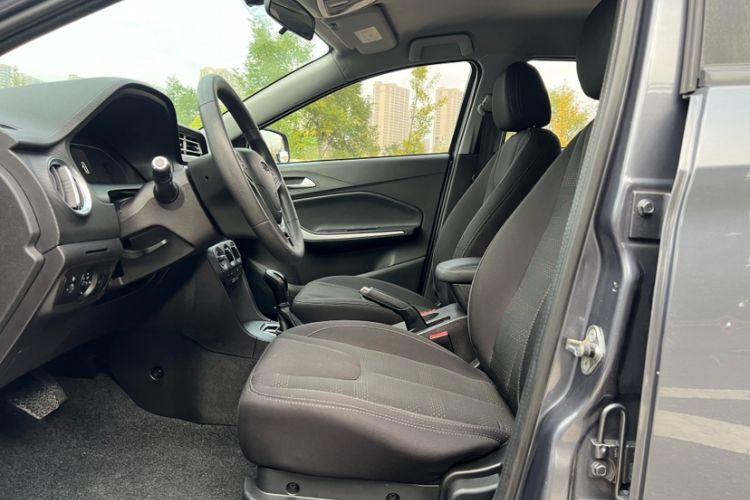 Used Chery Tiggo 3X 2018 1.5L Automatic Comfort Edition Interior 2