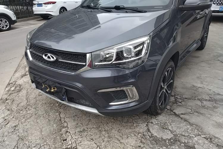 Used Chery Tiggo 3X 2018 1.5L Automatic Elite Edition Left Front Headlight