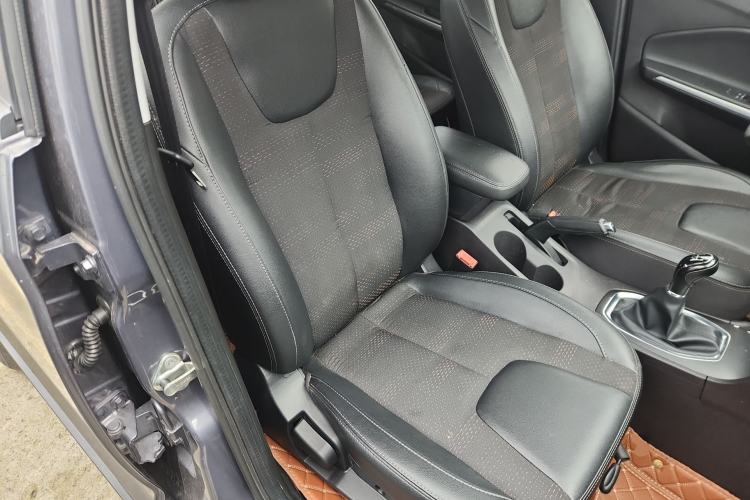 Used Chery Tiggo 3X 2018 1.5L Manual Elite Edition Right Front Seat