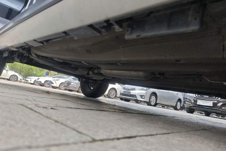Used Chery Tiggo 3X 2018 1.5L Automatic Elite Edition Right Side Sill
