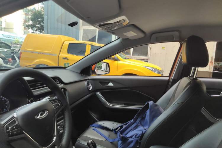 Used Chery Tiggo 3X 2018 1.5L Automatic Elite Edition Headliner