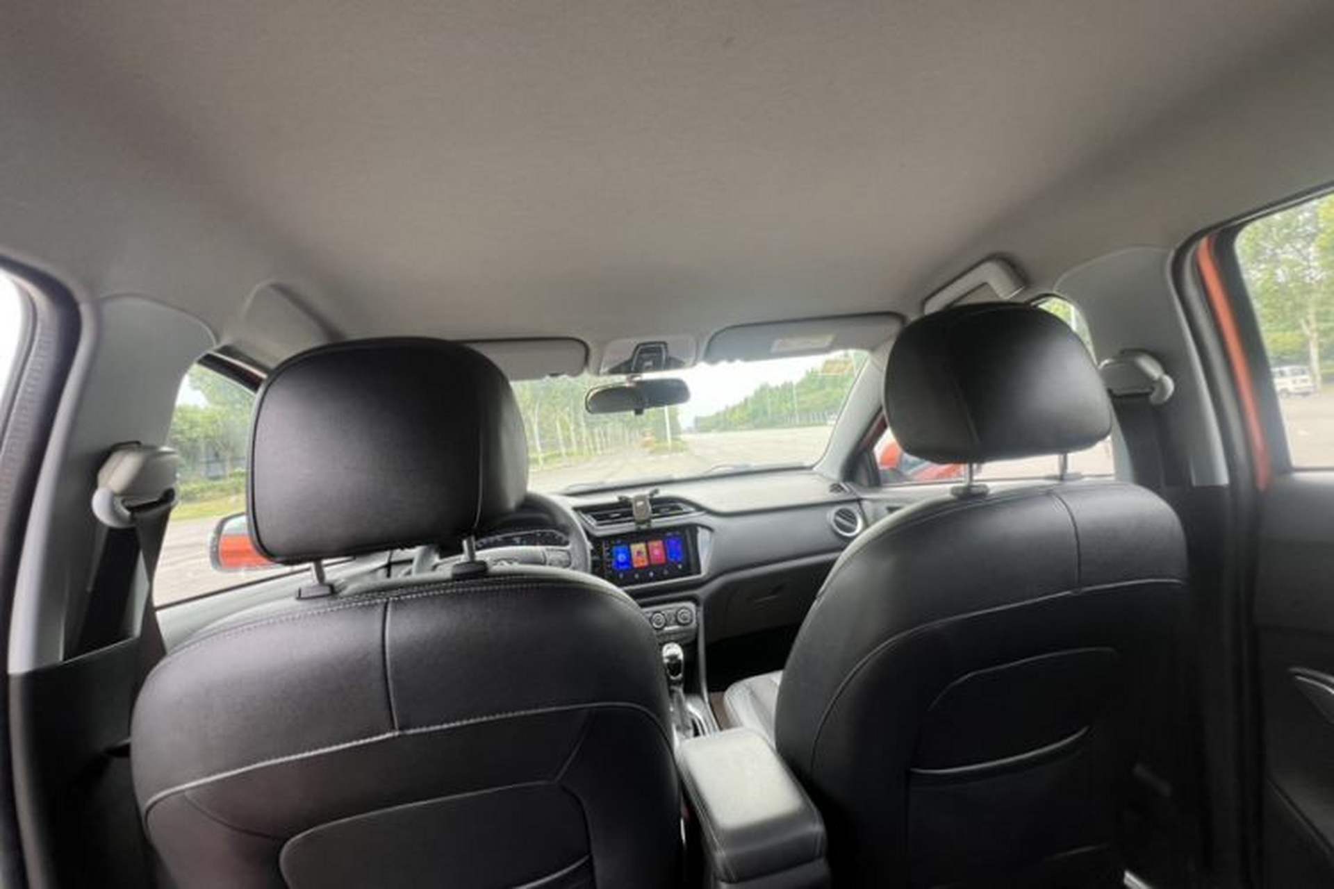 Used Chery Tiggo 3X 2018 1.5L Automatic Elite Edition Interior 11