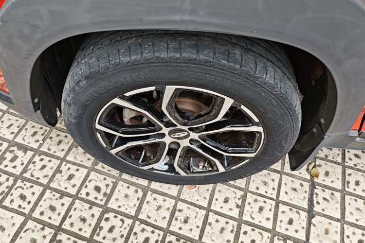 Used Chery Tiggo 3X 2018 1.5L Automatic Elite Edition Left Front Wheel Hub