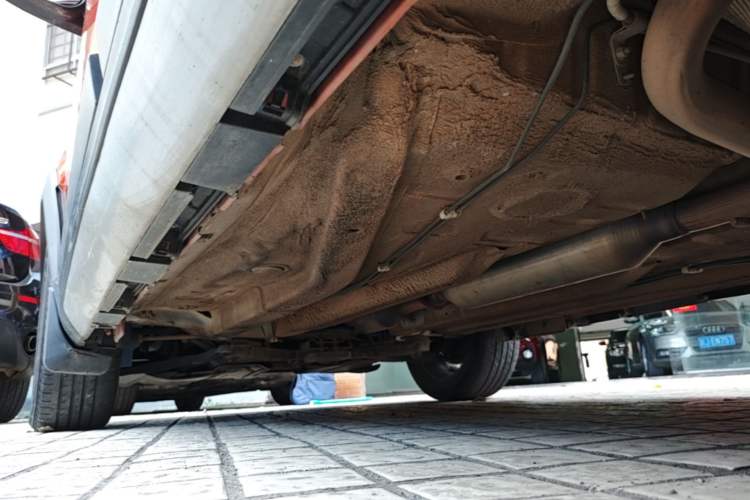 Used Chery Tiggo 3X 2018 1.5L Automatic Elite Edition Left Side Sill