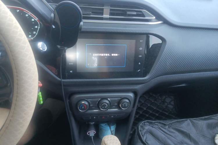 Used Chery Tiggo 3X 2018 1.5L Automatic Elite Edition Audio And AC Panel