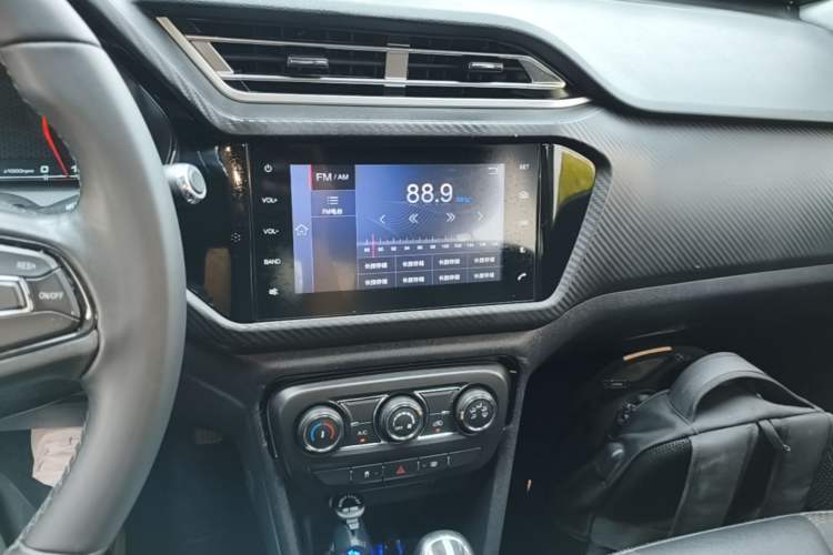 Used Chery Tiggo 3X 2018 1.5L Automatic Elite Edition Audio And AC Panel