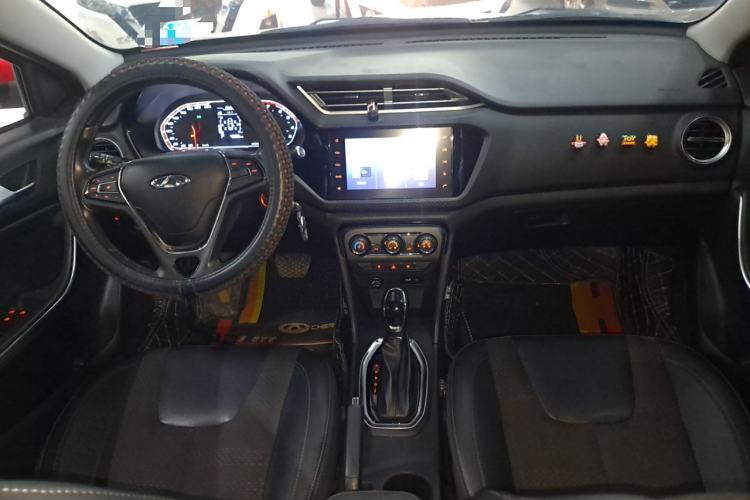 Used Chery Tiggo 3X 2018 1.5L Automatic Luxury Edition Center Console