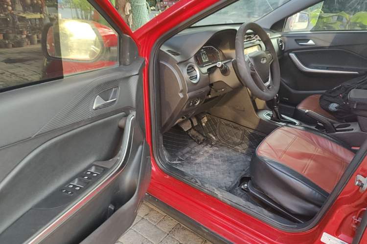 Used Chery Tiggo 3X 2018 1.5L Automatic Comfort Edition Driver Seat