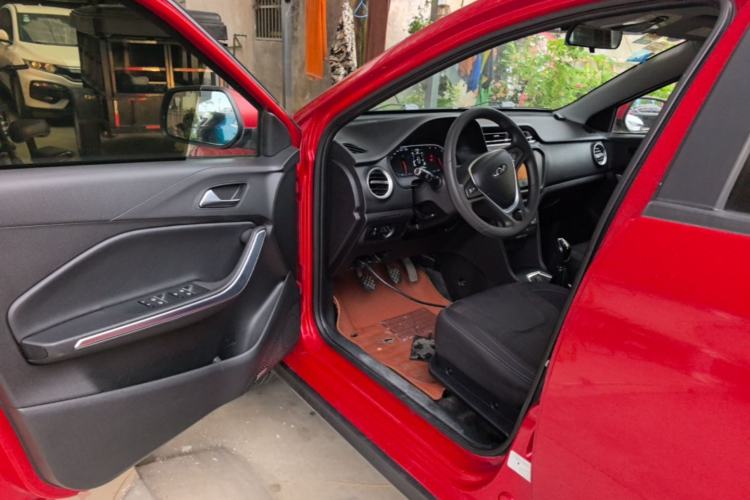 Used Chery Tiggo 3X 2018 1.5L Manual Comfort Edition Driver Seat