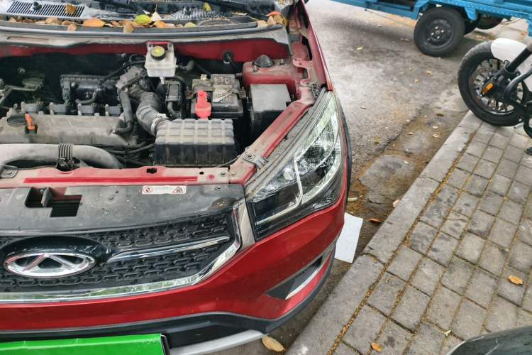 Used Chery Tiggo 3X 2018 1.5L Manual Elite Edition Engine Bay Left