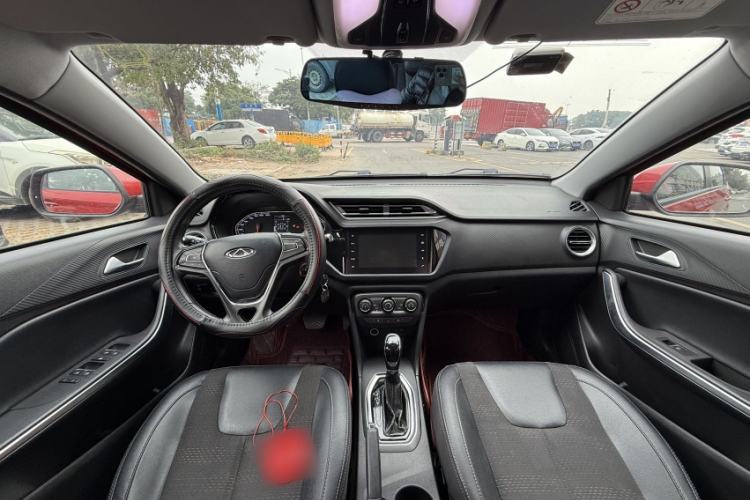 Used Chery Tiggo 3X 2018 1.5L Automatic Luxury Edition Interior 5