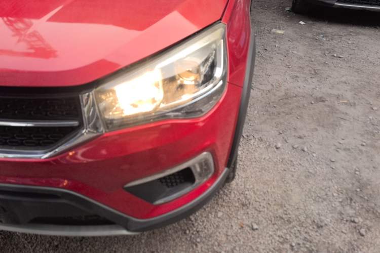 Used Chery Tiggo 3X 2018 1.5L Automatic Luxury Edition Left Front Headlight