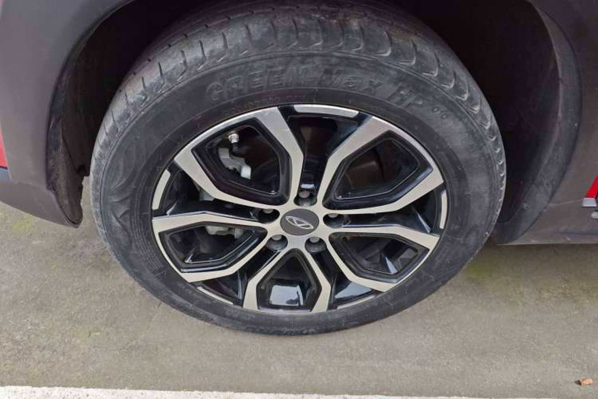 Used Chery Tiggo 3X 2018 1.5L Automatic Elite Edition Left Front Wheel Hub