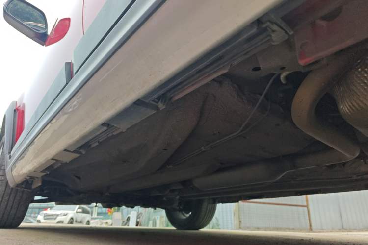 Used Chery Tiggo 3X 2018 1.5L Automatic Elite Edition Left Side Sill