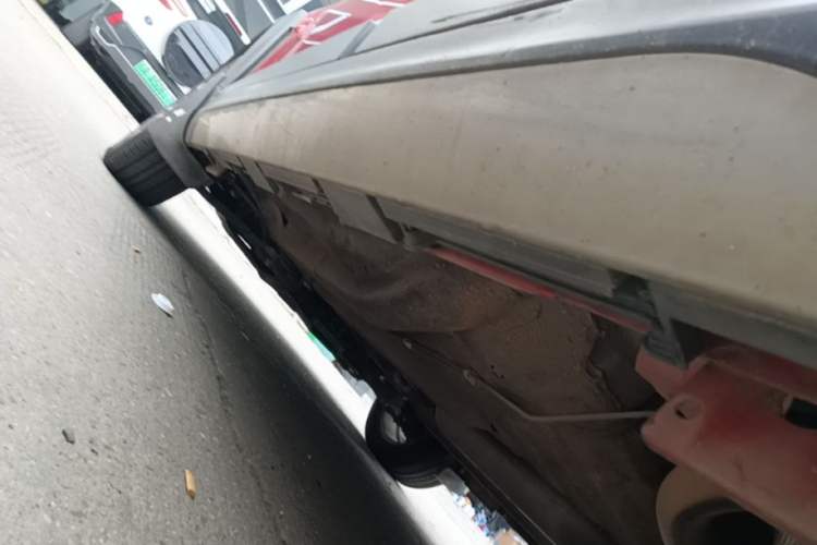 Used Chery Tiggo 3X 2018 1.5L Automatic Elite Edition Left Side Sill