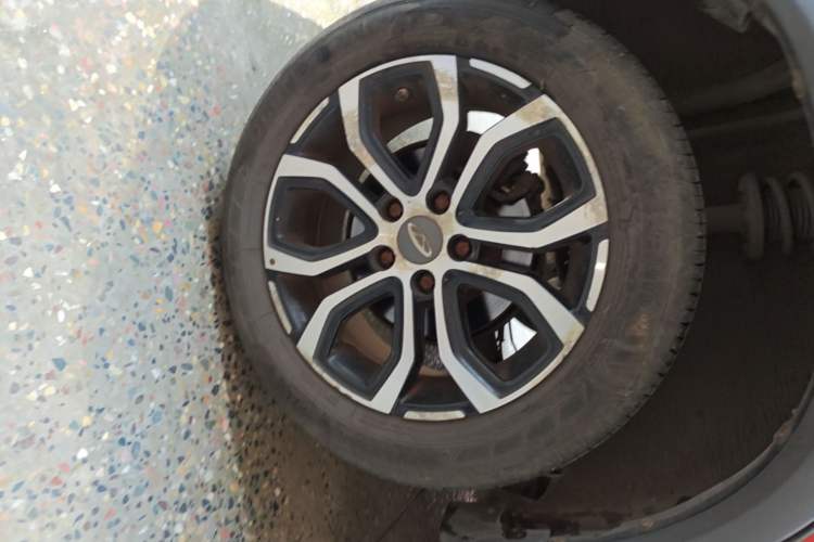 Used Chery Tiggo 3X 2018 1.5L Automatic Elite Edition Right Rear Wheel Hub