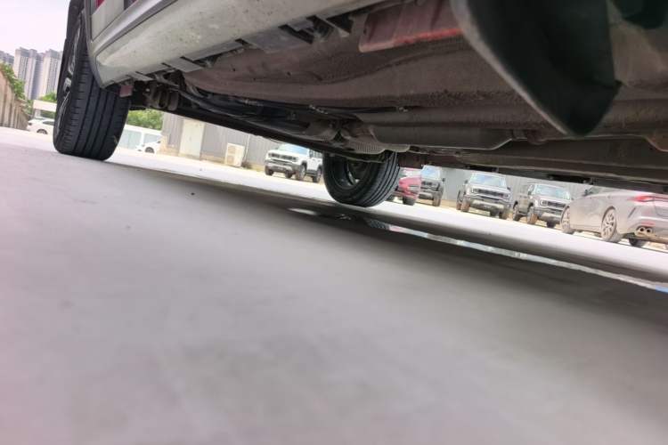 Used Chery Tiggo 3X 2018 1.5L Manual Elite Edition Right Side Sill