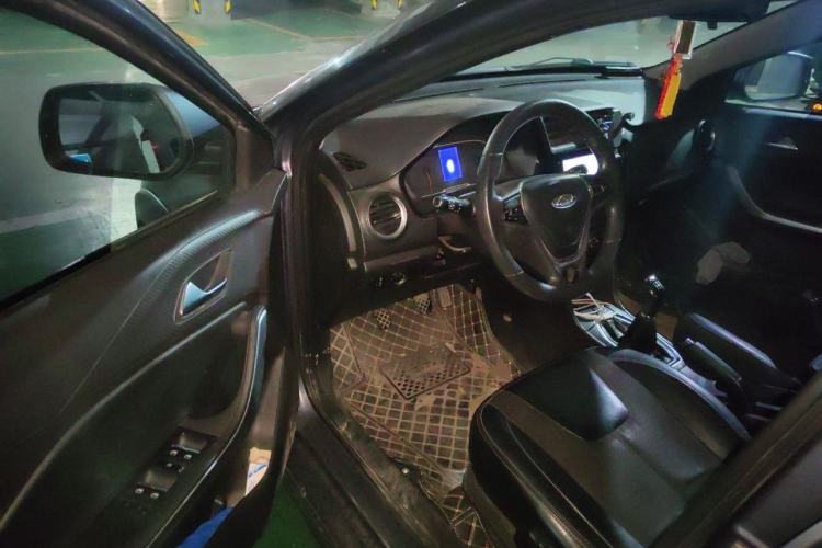 Used Chery Tiggo 3X 2018 1.5L Manual Elite Edition Driver Seat