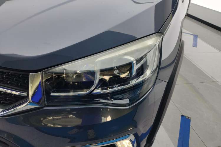 Used Chery Tiggo 3X 2018 1.5L Automatic Elite Edition Left Front Headlight