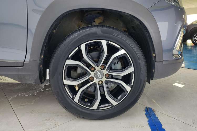 Used Chery Tiggo 3X 2018 1.5L Automatic Elite Edition Left Front Wheel Hub