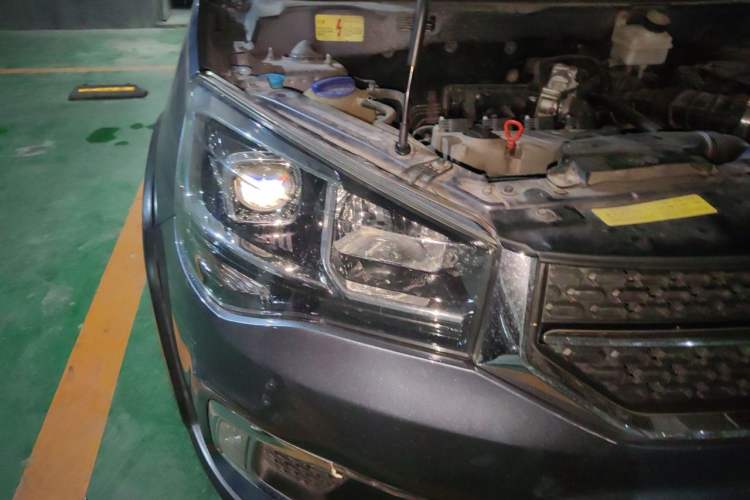 Used Chery Tiggo 3X 2018 1.5L Manual Elite Edition Right Front Headlight