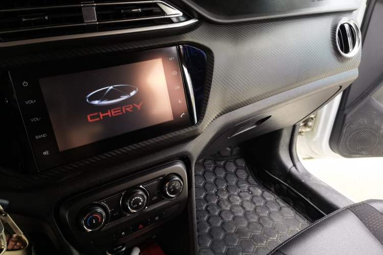 Used Chery Tiggo 3X 2018 1.5L Manual Elite Edition Audio And AC Panel