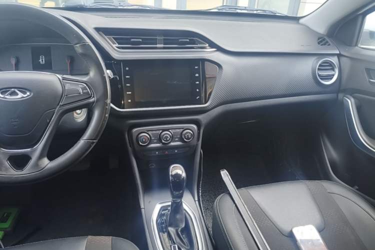 Used Chery Tiggo 3X 2018 1.5L Automatic Elite Edition Audio And AC Panel