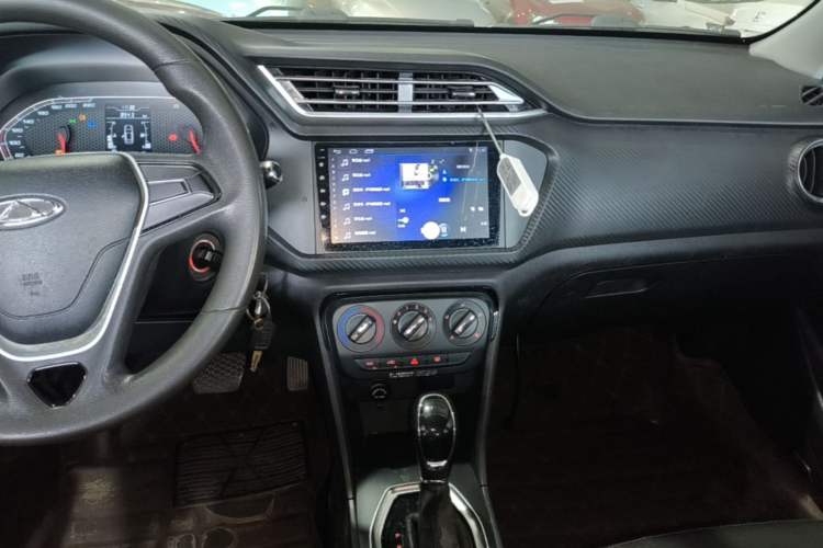 Used Chery Tiggo 3X 2018 1.5L Automatic Comfort Edition Audio And AC Panel
